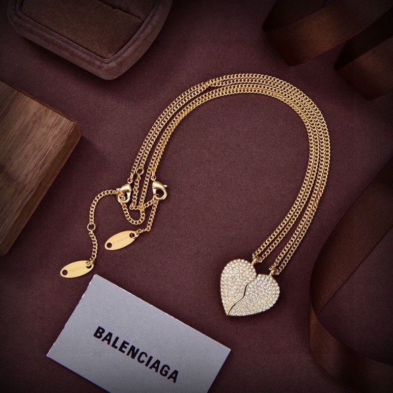 Ba1en*iaga necklaces